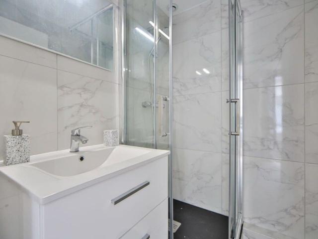 Stunning Modern 1BR Apartment near Bon Marché, Paris Amsterdam Apartments for Rent