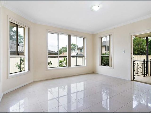 Stunning, Modern 2 Bedroom Villa For Lease