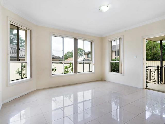 Stunning, Modern 2 Bedroom Villa For Lease