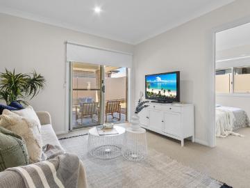 Stunning Modern 5 Bedroom Home