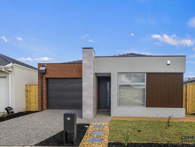 Stunning modern family home!
