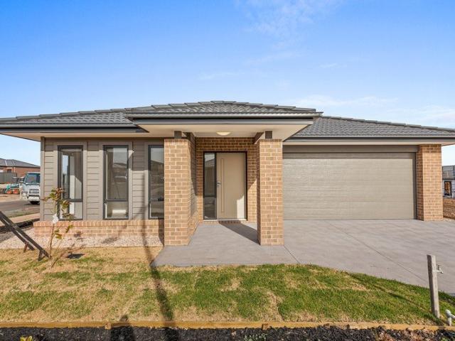 Stunning Modern Family Home in Truganina Spacious, Stylish & Low Maintenance