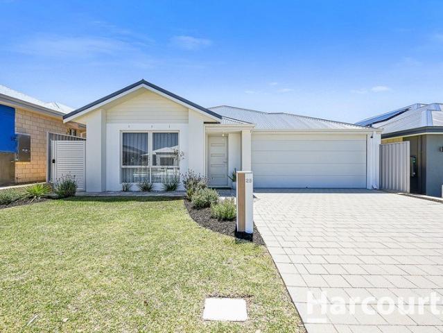 Stunning Modern Family Home Move In Ready!