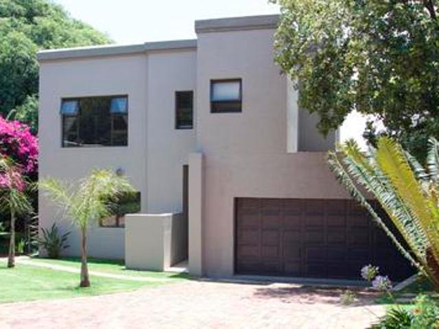 stunning modern house in bedfordview!