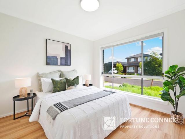 Stunning Modern Home in a Prime Location!