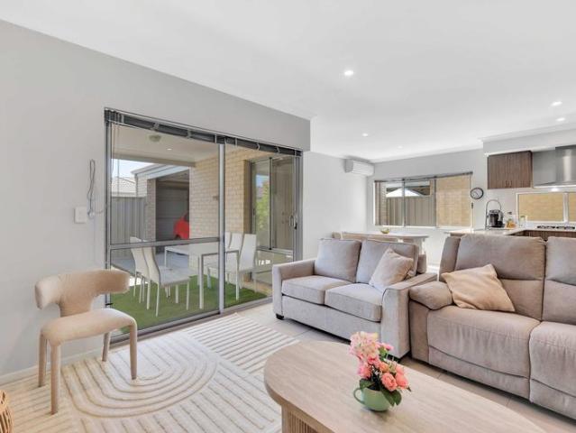 Stunning modern home perfect for families seeking comfort and convenience