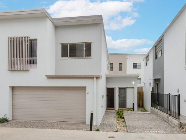 Stunning Modern Townhouse In The Heart Of Taigum