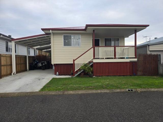 Stunning Near New 2 Bedroom Home