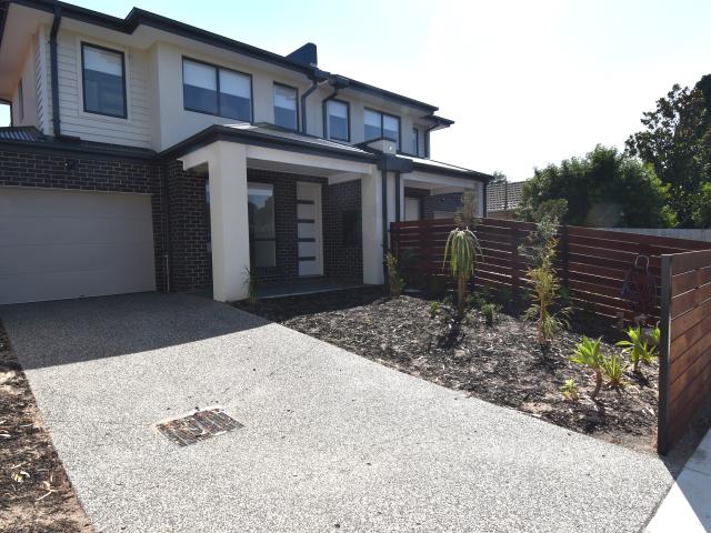 Stunning near New Townhouse