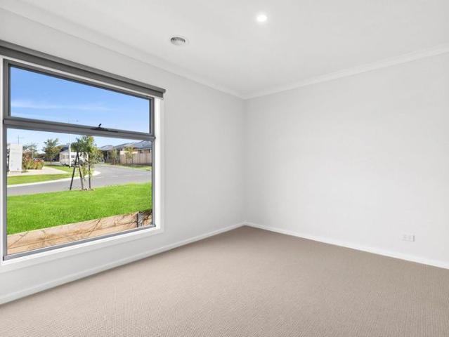 Stunning, Near New Property in Charlemont