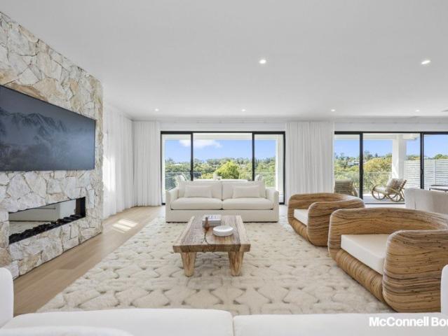 Stunning New Resort Like Family Home