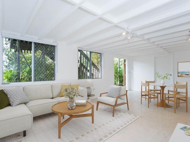STUNNING NEWLY UPDATED LOWER DUPLEX!