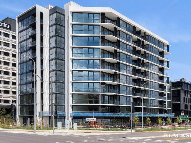 Stunning North Facing 2 Bedroom Apartment