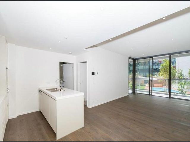 Stunning North Facing 2 Bedroom in Darling Square