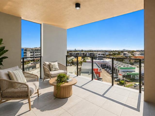 Stunning North Facing Corner Apartment in the Heart of Maroochydore