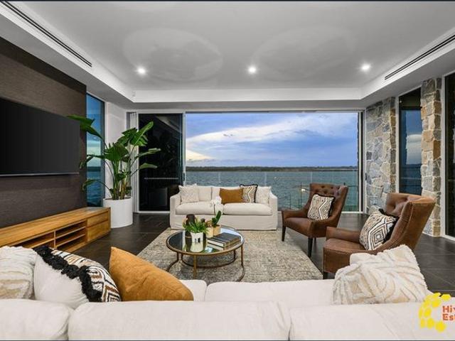 Stunning ocean front house on Sovereign Island