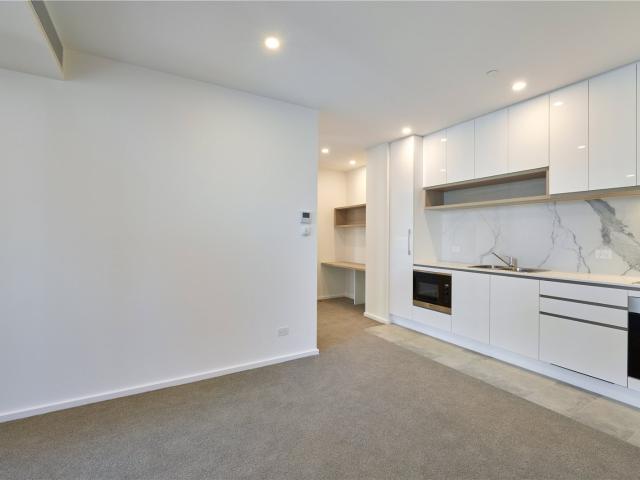 Stunning One Bedroom Apartment