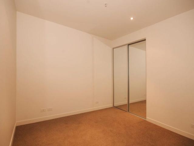 Stunning One Bedroom Heritage Apartment