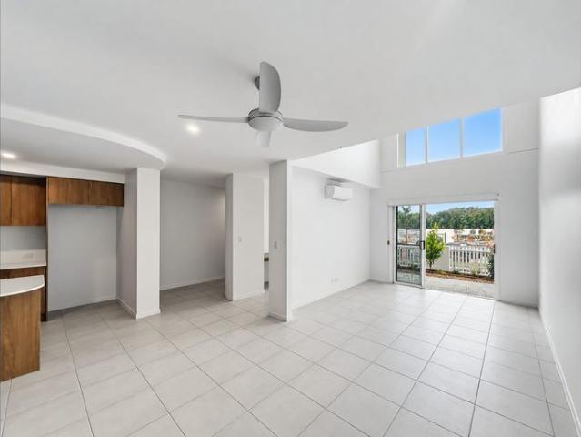STUNNING OVERSIZED TERRACE HOME | UNIQUE DESIGN, SPACIOUS LIVING & CONSERVATION VIEWS
