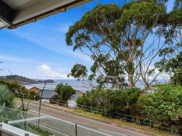 Stunning Panoramic Ocean & Coastline Outlook