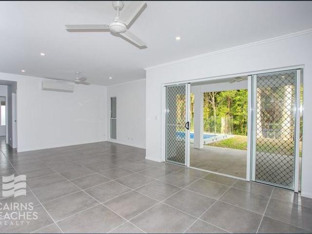 Stunning Palm Cove Home