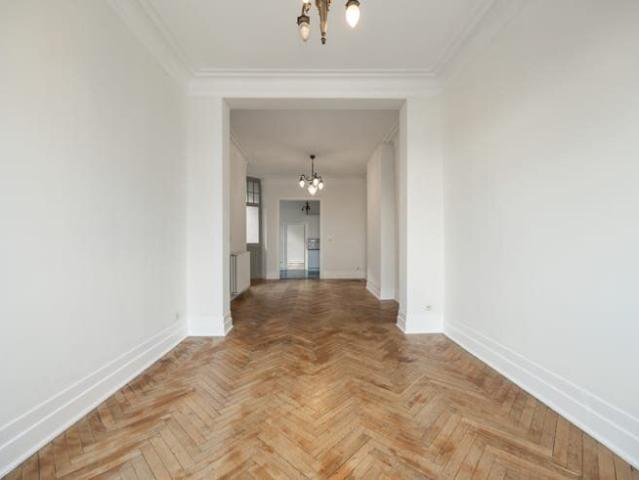 Stunning Penthouse for Rent in Zurenborg, Antwerp