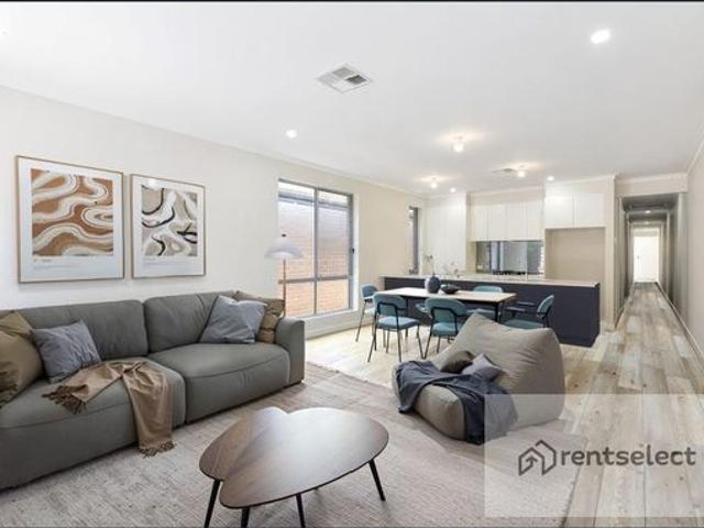 Stunning Property I Super Convenient Location