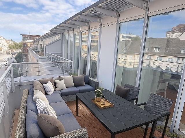 Stunning Premium Apartment in Grindelallee – Spacious, Elegant & Fully Furnished