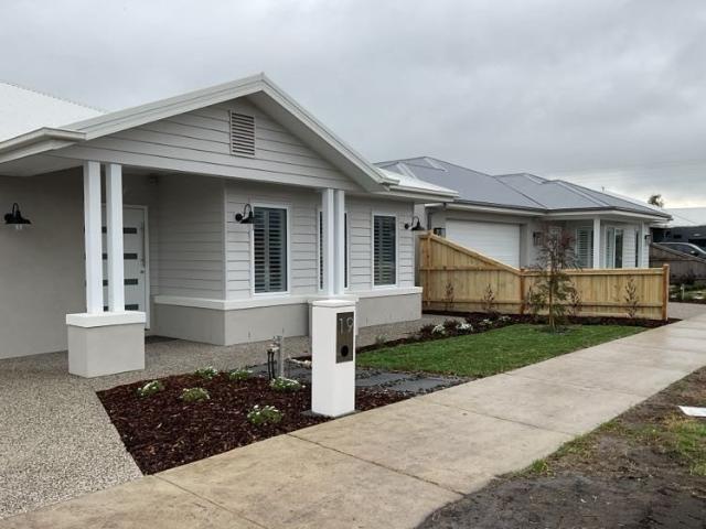 STUNNING QUALITY BUILD IN SUPERB LOCATION