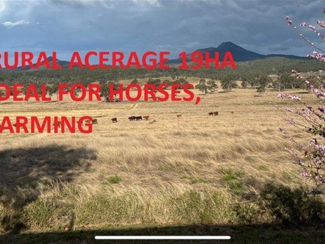 Stunning renovated acreage rural property 19ha 10 minutes to Yamanto Central