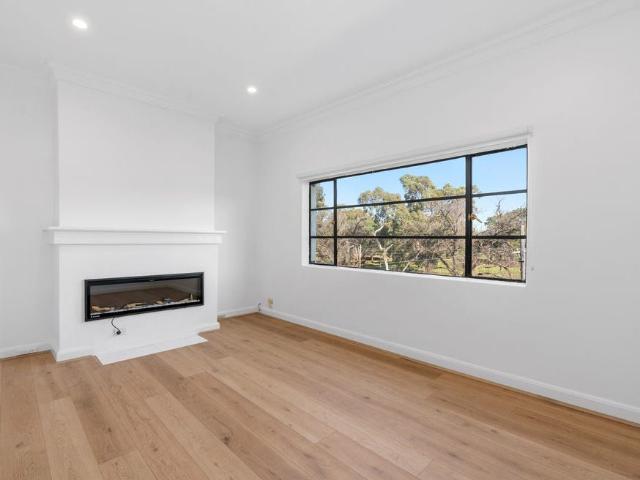 Stunning Renovated Apartment in a Landmark 1930s Building