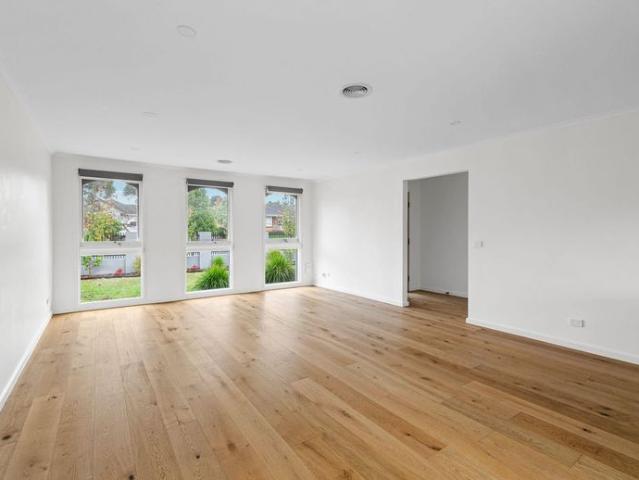 Stunning Renovated Home in a Central Lilydale Location