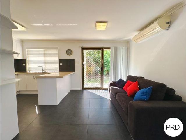 STUNNING RENOVATED TOWNHOUSE