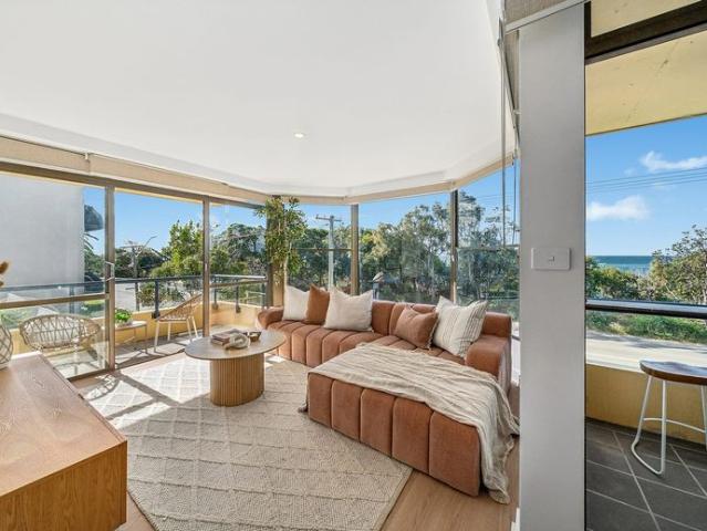 Stunning refurbishment with sweeping ocean views