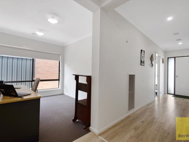 STUNNING RESIDENCE FOR RENT IDEAL FOR FAMILIES!