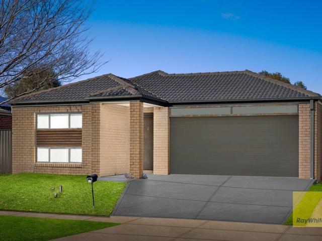 STUNNING RESIDENCE FOR RENT IDEAL FOR FAMILIES !