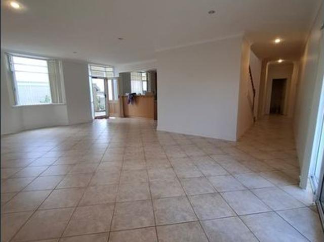 Stunning Residence in Prime East Bunbury Location