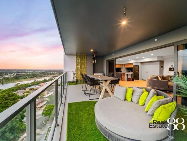 VALUE LUXURY WITH STUNNING RIVER VIEWS