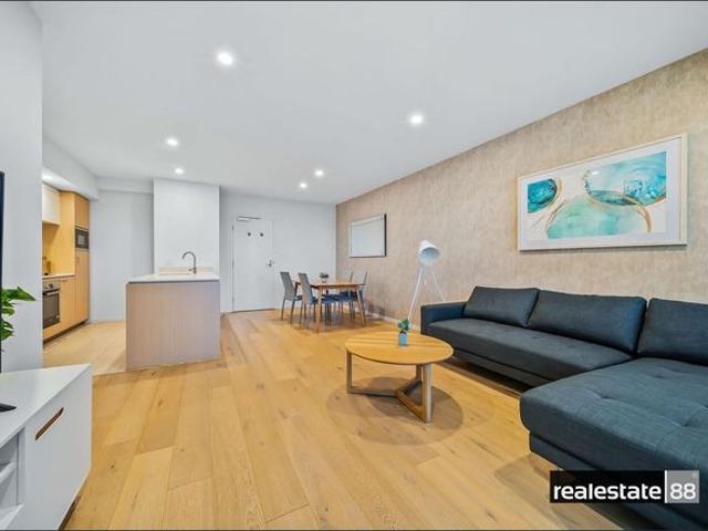 STUNNING RIVER VUE APARTMENT!