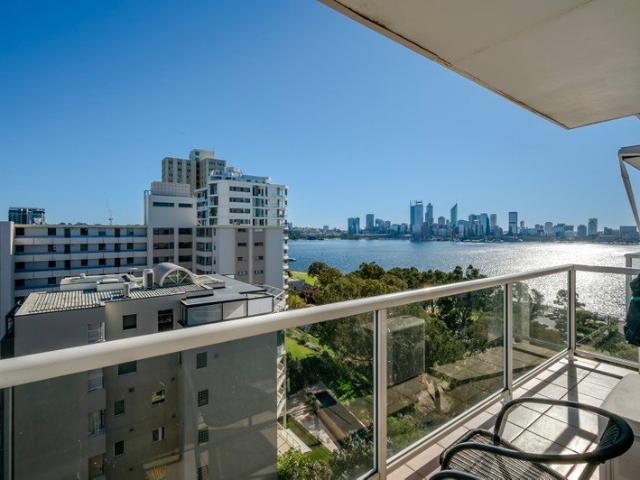 Stunning River & City Views