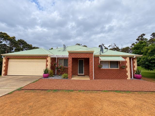 Stunning Rural Lifestyle with Beautiful Farm Views
