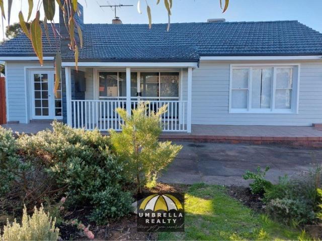 Stunning South Bunbury Home!