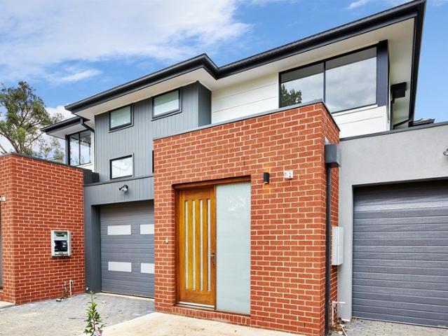 Stunning & Spacious Townhouse
