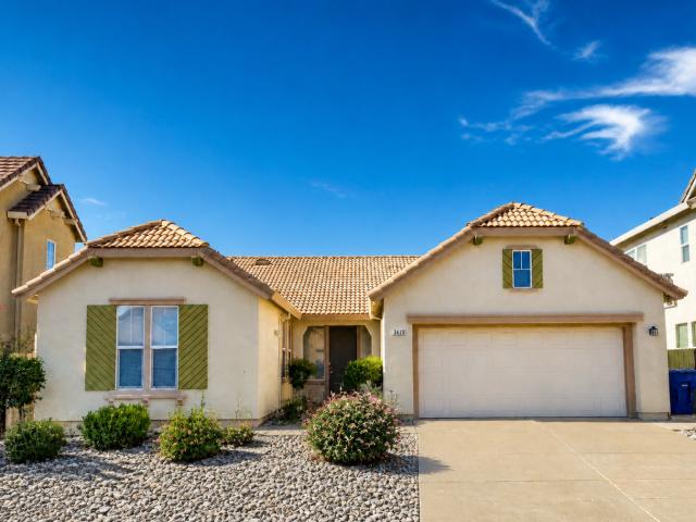 Stunning Spacious Single Story Home You Should Want to Call Home!