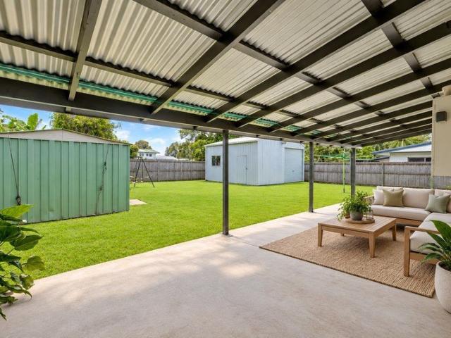 STUNNING STARTER WITH IMPRESSIVE SOLAR, HUGE SHED & SIDE ACCESS