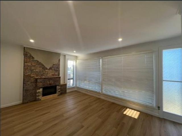 STUNNING STEP INSIDE