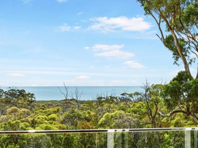 Stunning Style & Sea Views