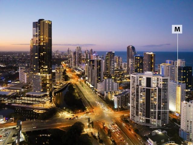 Stunning Sunset Views & Rare Second Car Space