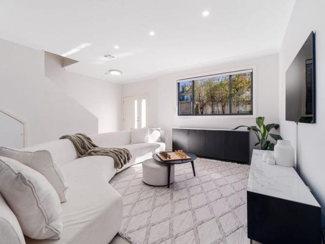 Stunningly Presented Townhouse in a Boutique Complex