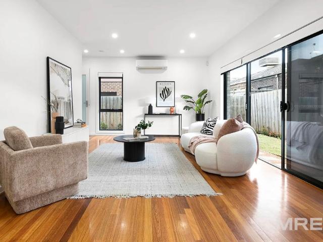 Stunningly Presented, Bright and Spacious Fully airconditioned